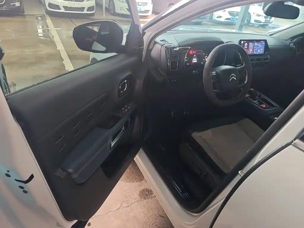 Citroen C5 AIRCROSS 2022 — фото 16