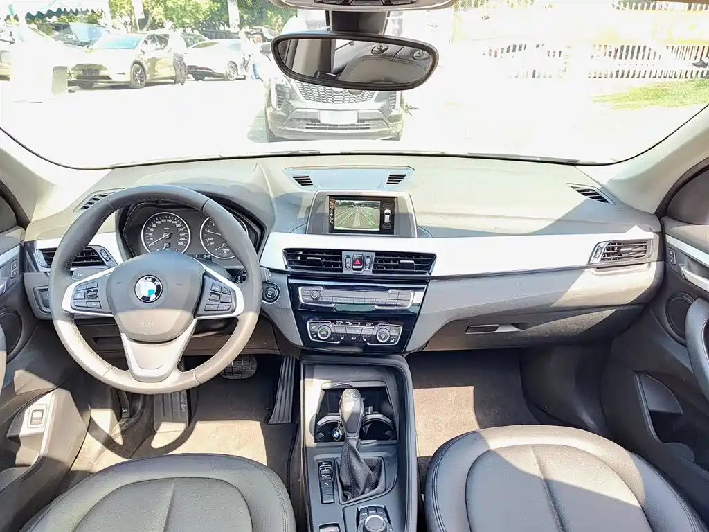 BMW X1 2016 — фото 10