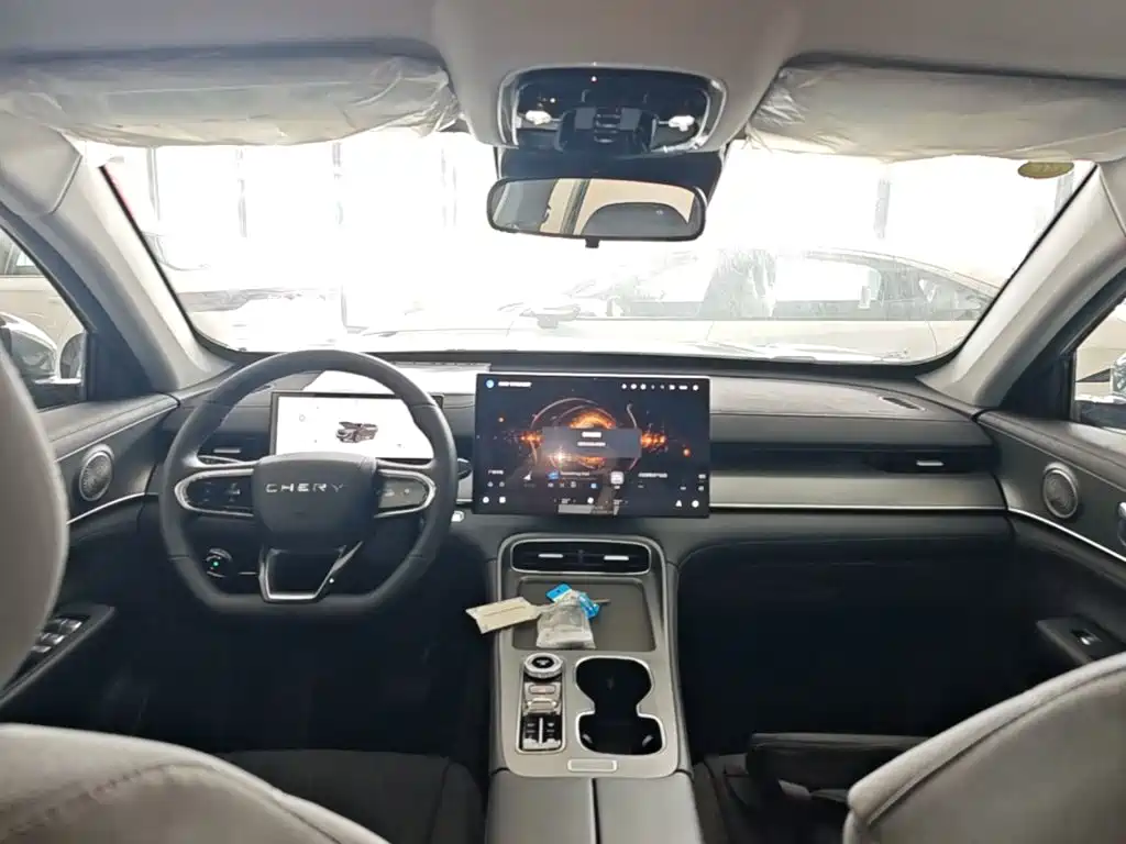 Chery Tiggo 8 PLUS 2025 — фото 10