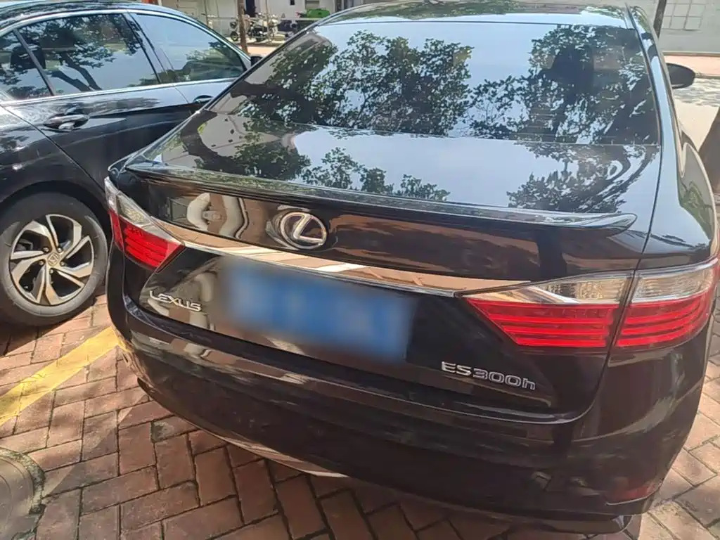 Lexus ES 2014