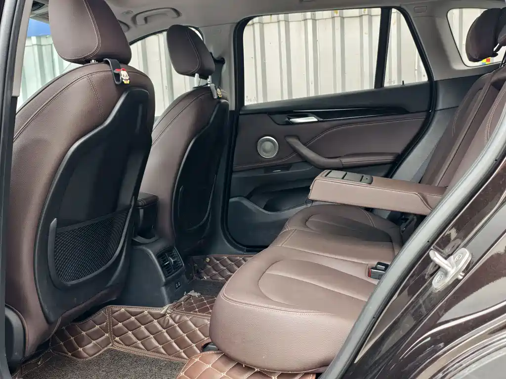 BMW X1 2021 — фото 10