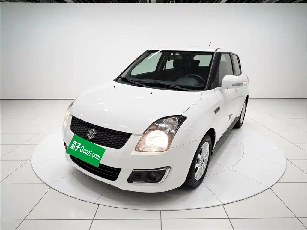 Suzuki Swift 2017 — фото 1