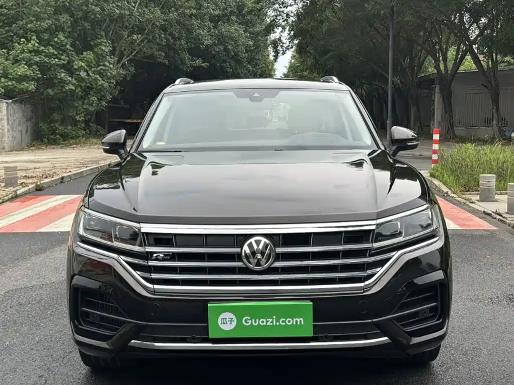 Volkswagen Touareg 2020 — фото 25