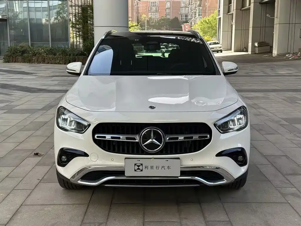 Mercedes-Benz GLA 2025 — фото 2