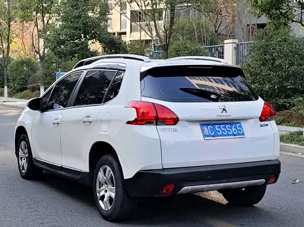 Peugeot 2008 2014