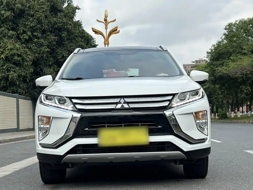 Mitsubishi Eclipse Cross 2019 — фото 25