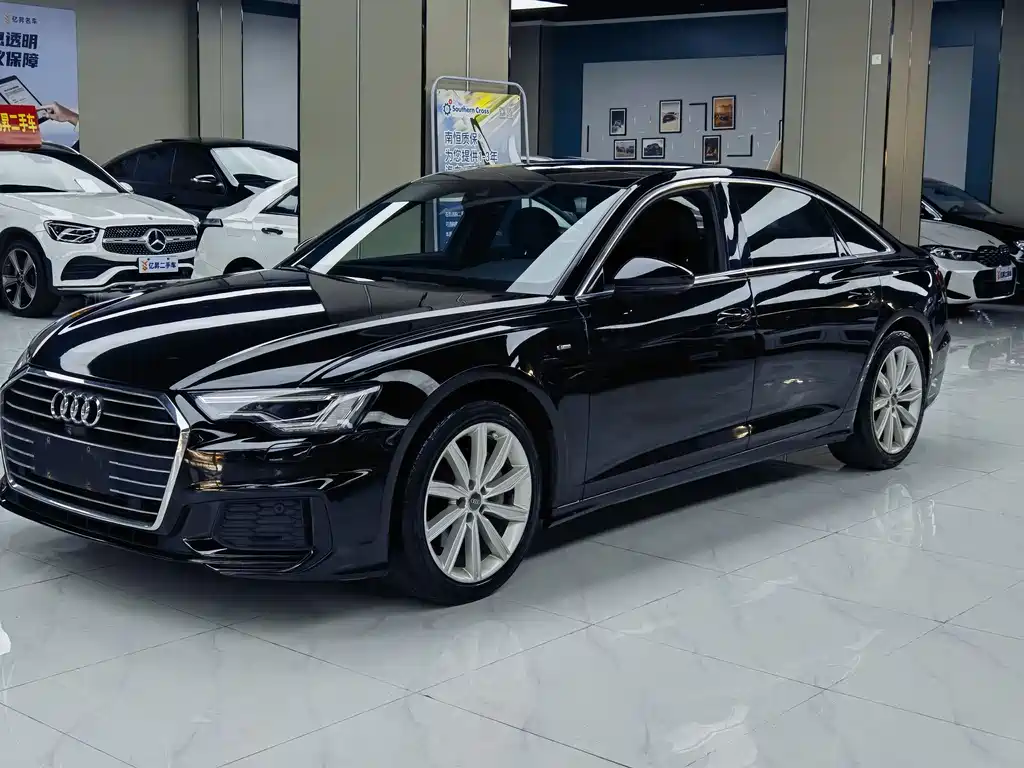 Audi A6L 2021 — фото 1
