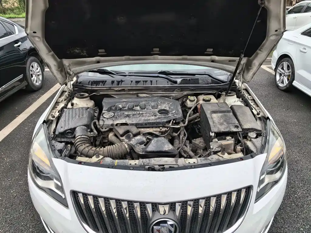 Buick Regal 2016 — фото 20