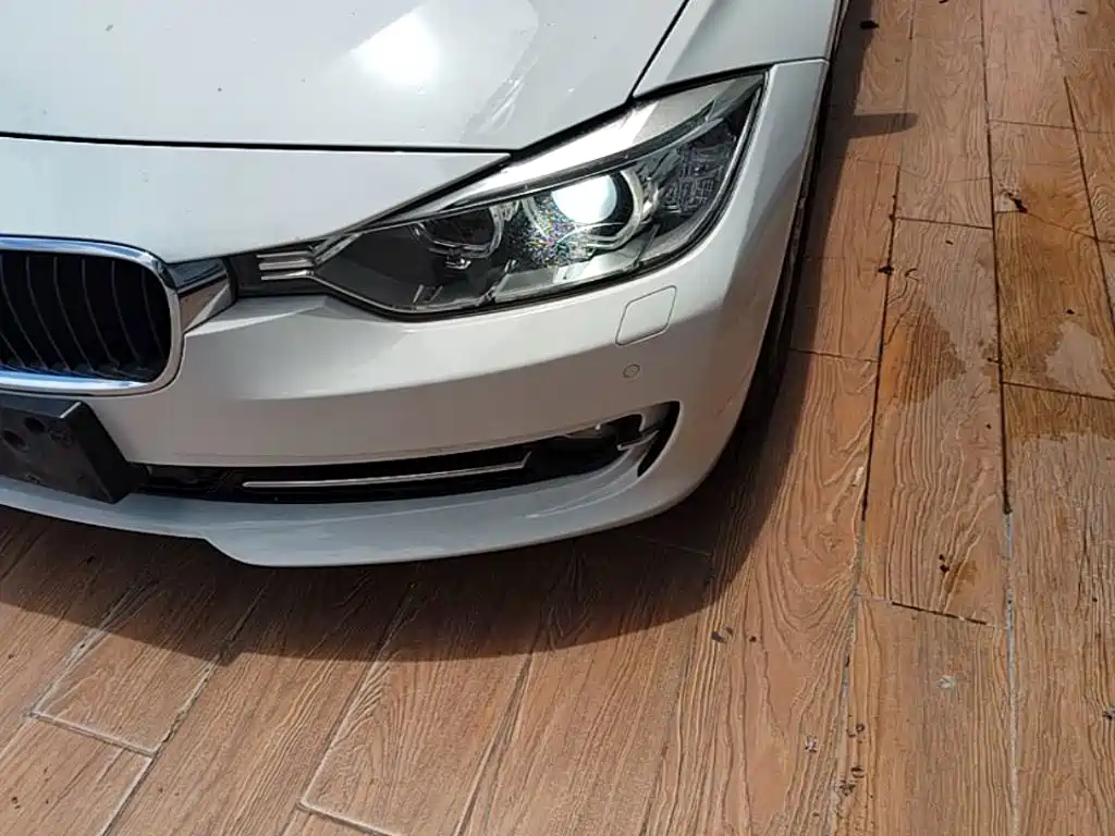 BMW 3 Series 2014 — фото 24