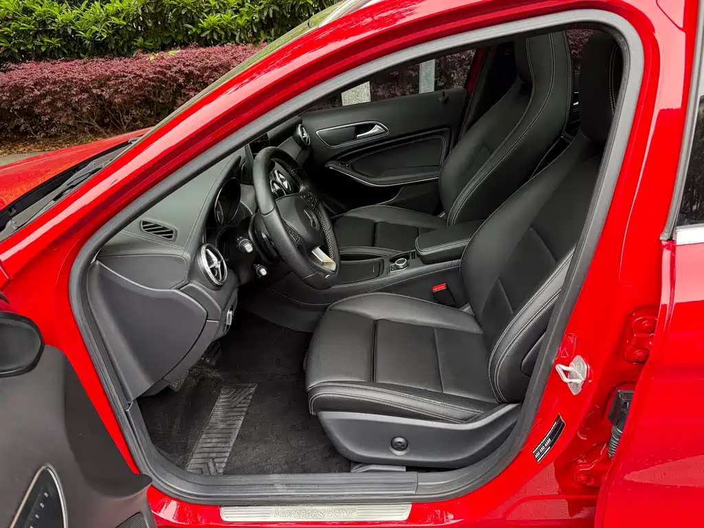 Mercedes-Benz GLA 2017 — фото 9