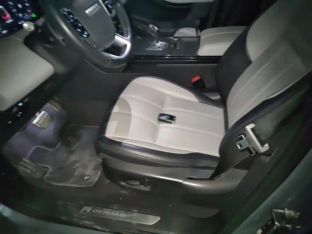 Land Rover Evoque 2020 — фото 22