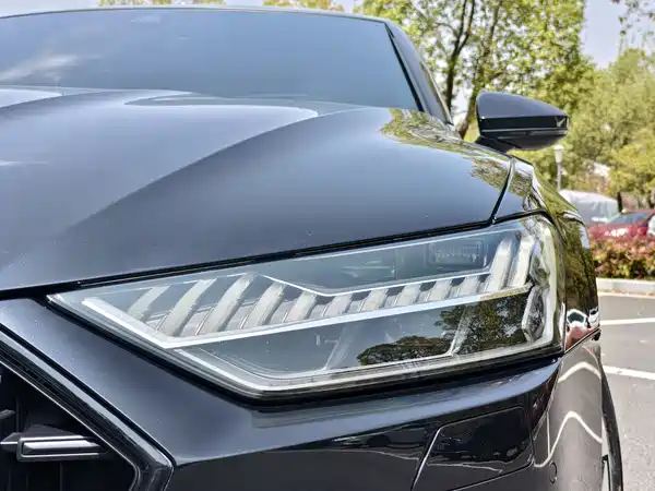 Audi A7L 2022