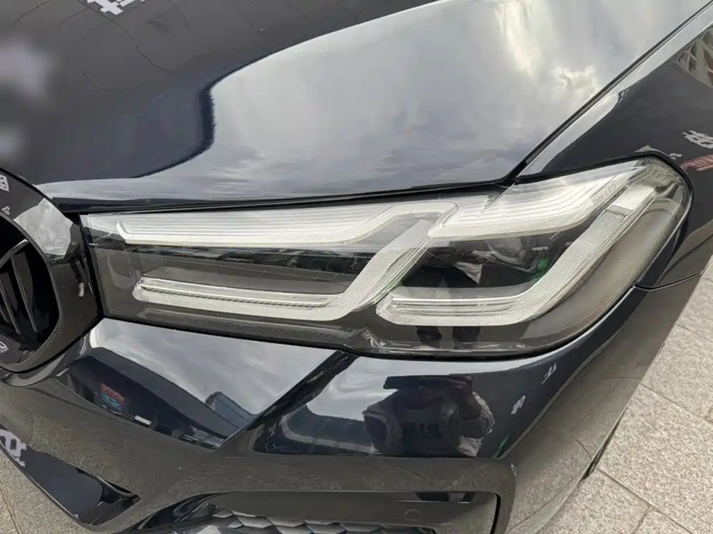 BMW 5 Series 2022