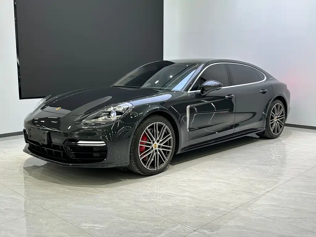 Porsche Panamera 2020 — фото 1