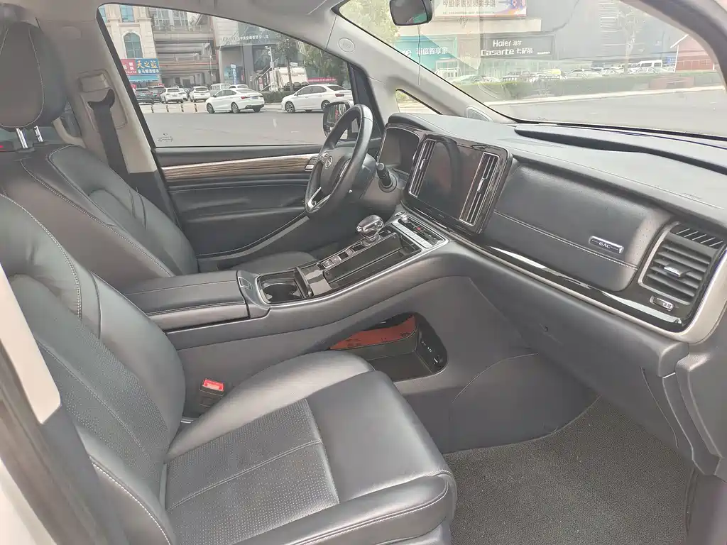 GAC Motor Trumpchi M8 2024 — фото 12