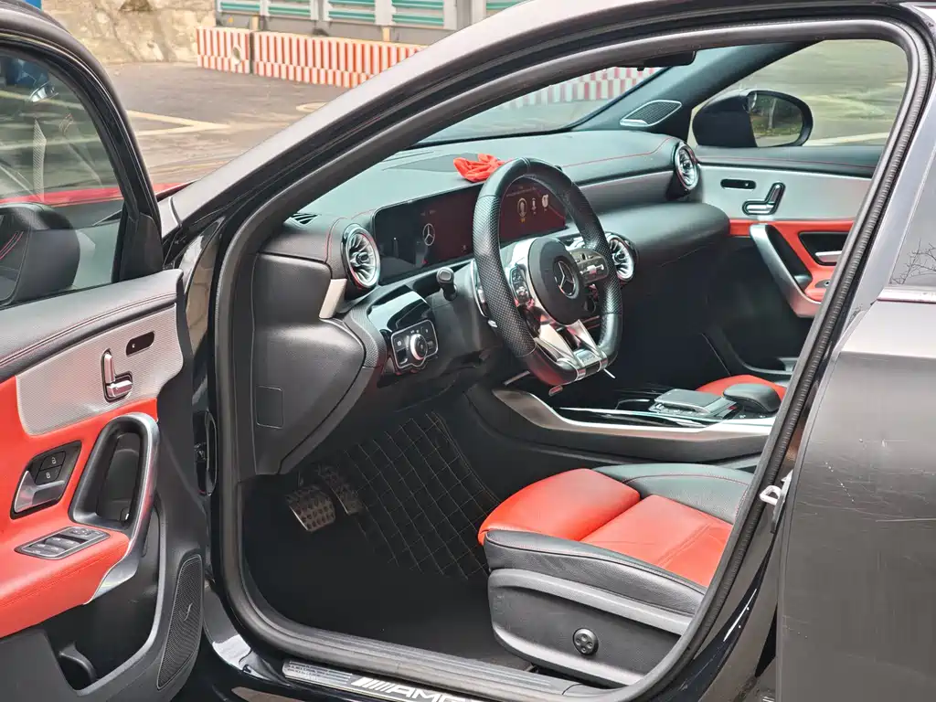 Mercedes-Benz A-Class AMG 2023 — фото 7