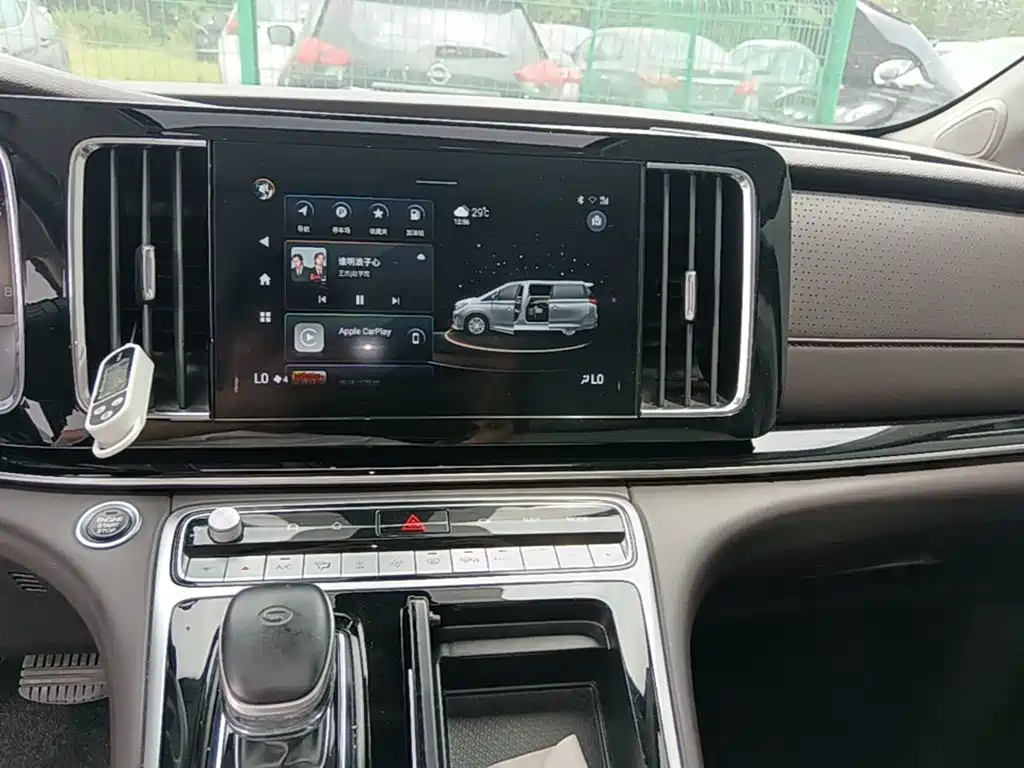 GAC Motor Trumpchi M8 2021 — фото 13
