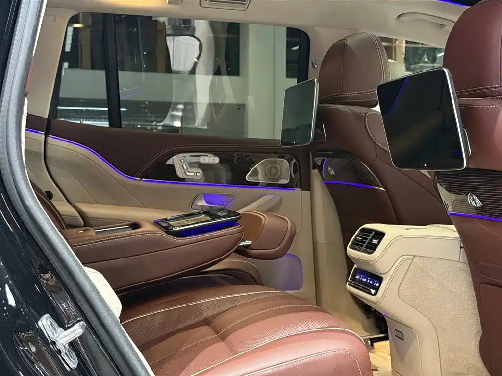 Mercedes-Benz GLS 2021 — фото 19