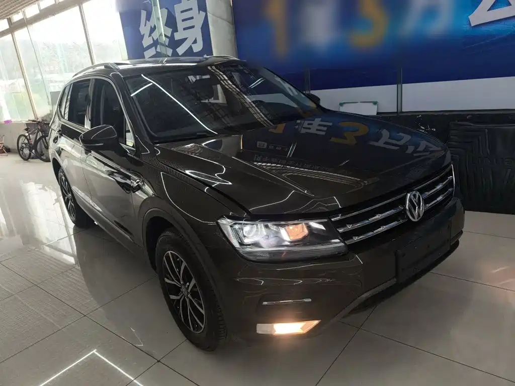 Volkswagen Tiguan L 2018 — фото 22