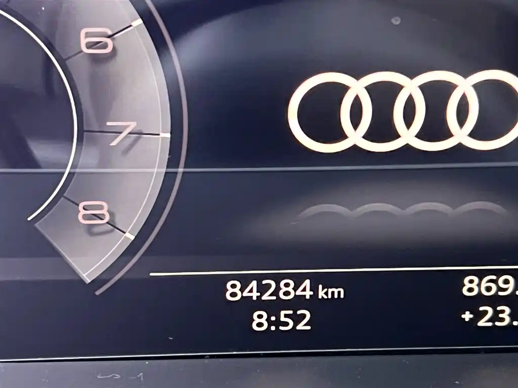 Audi A8 2020 — фото 14
