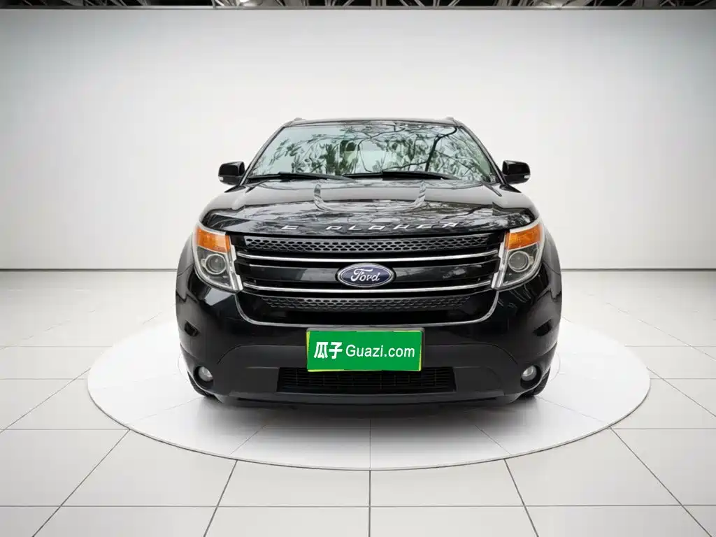 Ford Explorer 2015 — фото 23