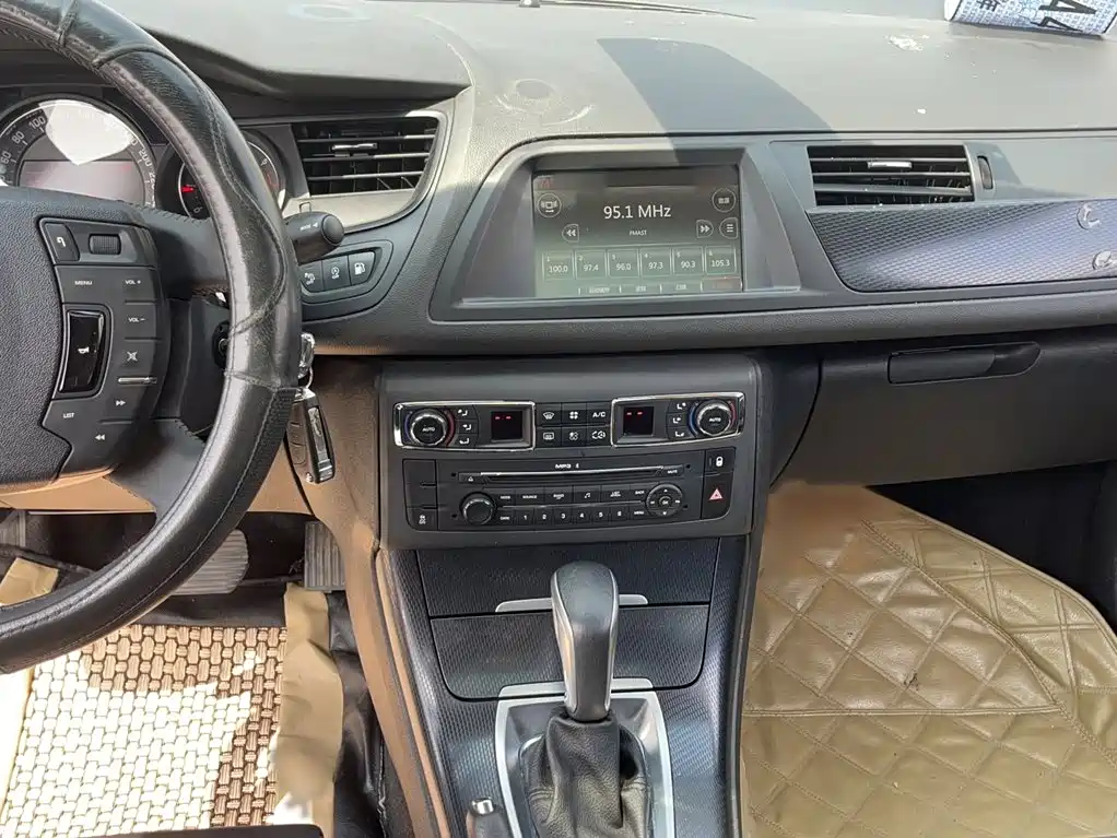 Citroën C5 2015 — фото 10