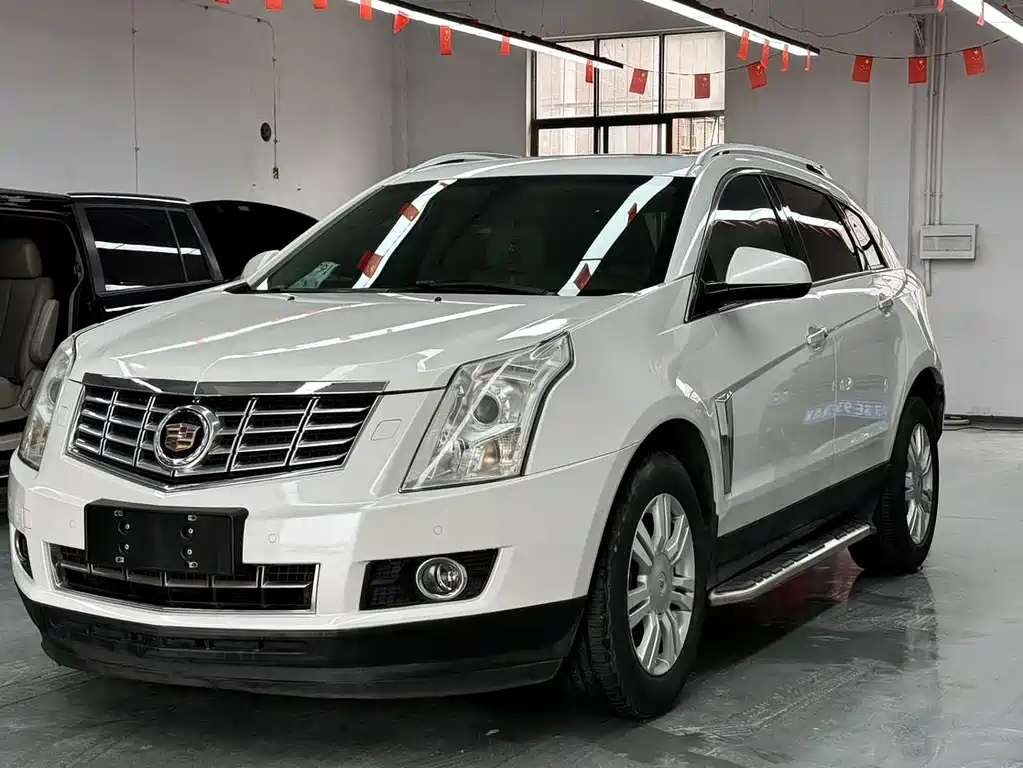 Cadillac SRX 2016 — фото 3