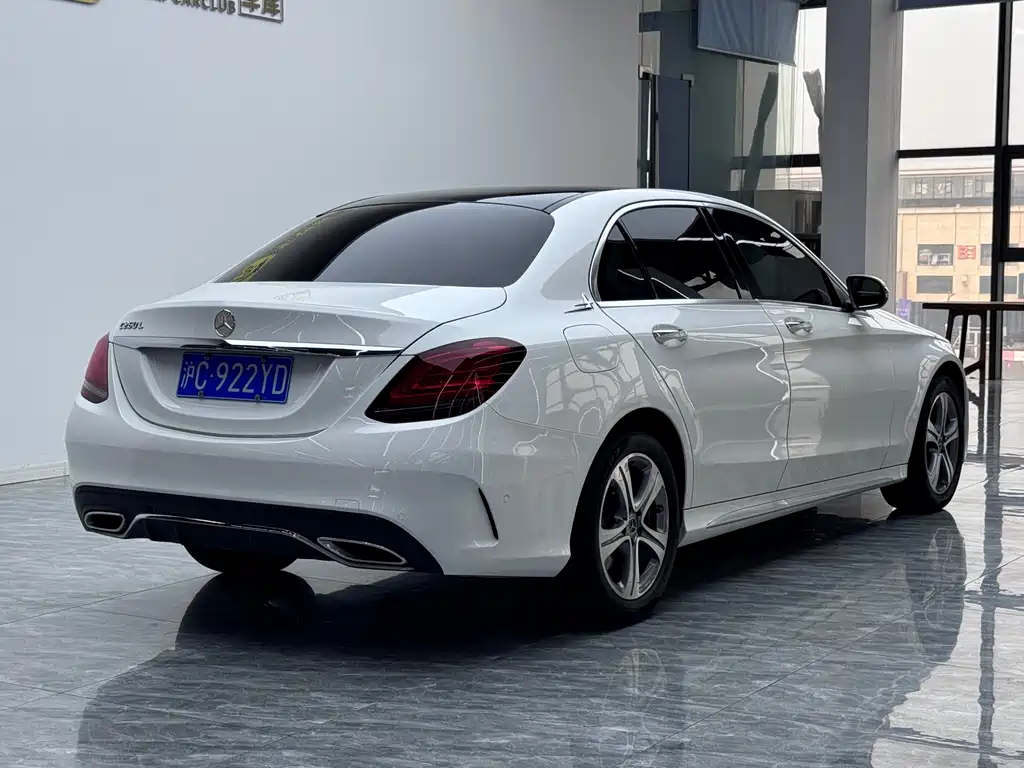Mercedes-Benz C-Class 2021 — фото 3