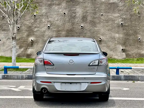 Mazda 3 Xingcheng 2011