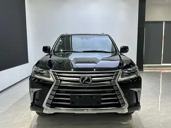Lexus LX 2016
