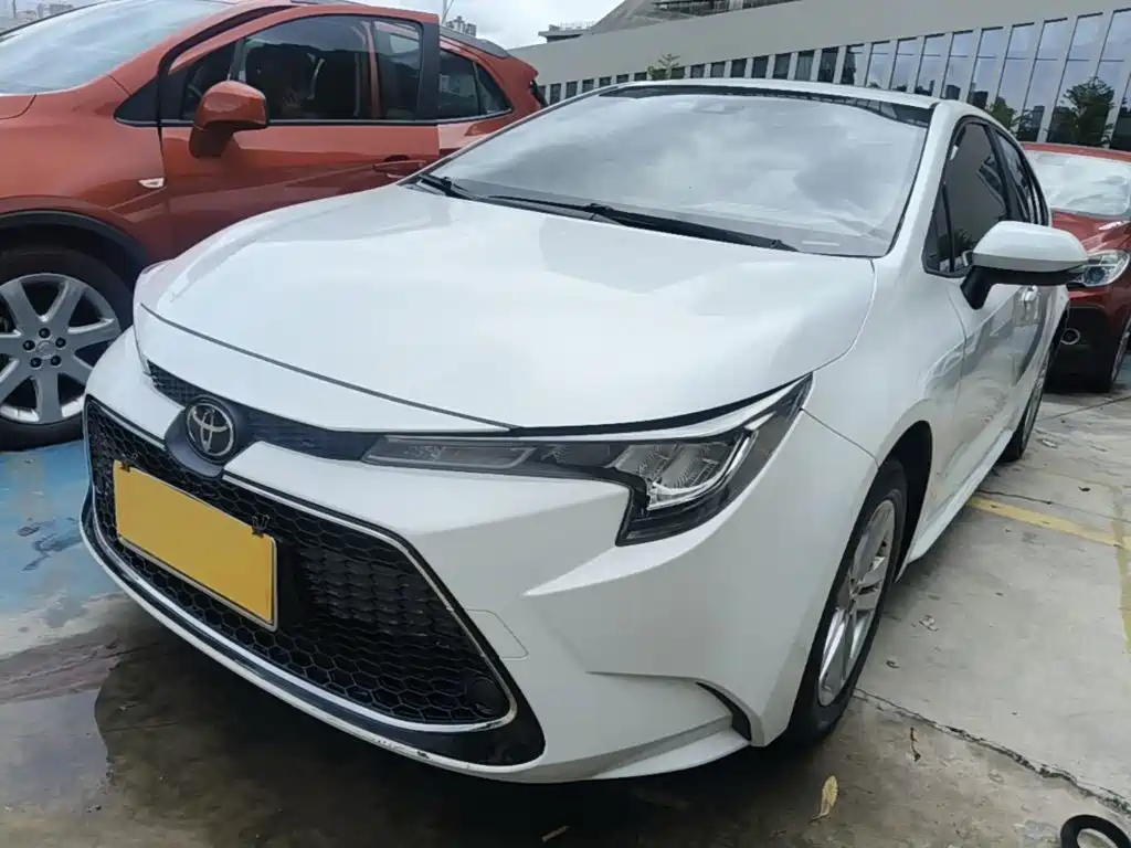 Toyota Levin 2022 — фото 1