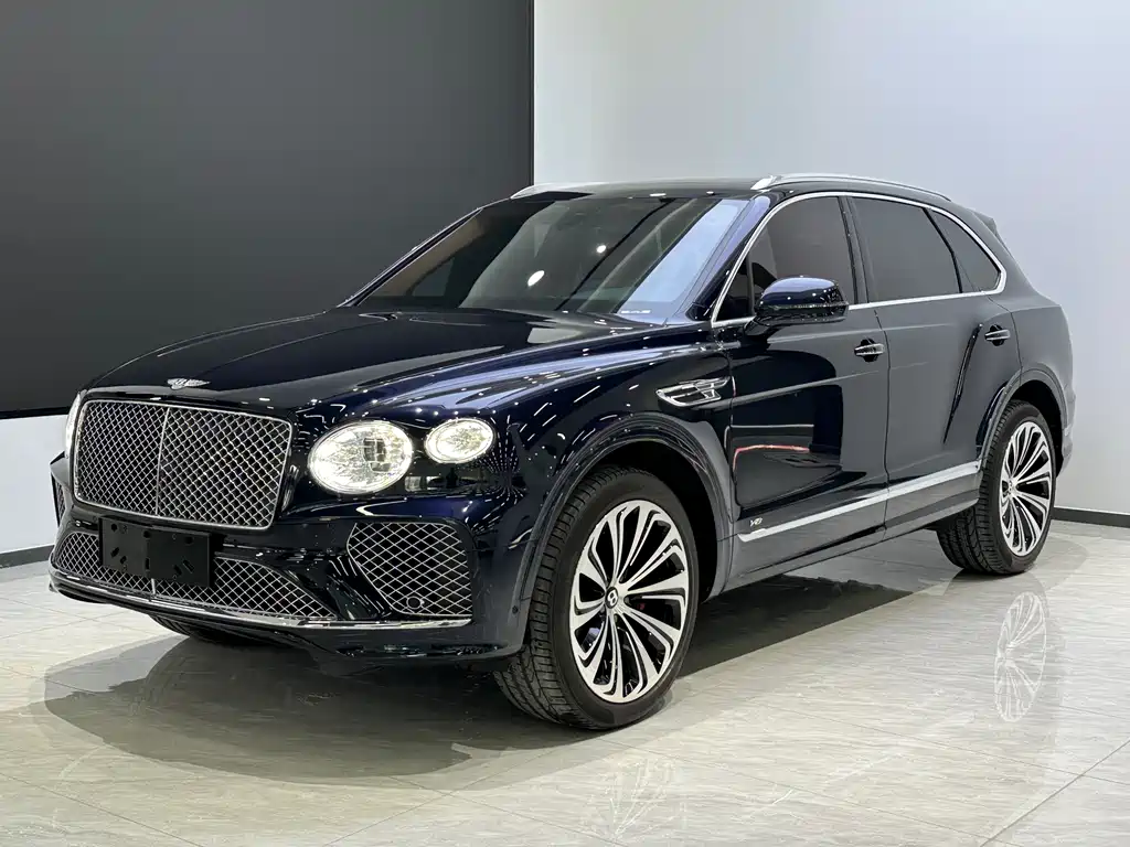 Bentley Bentayga 2022 — фото 1