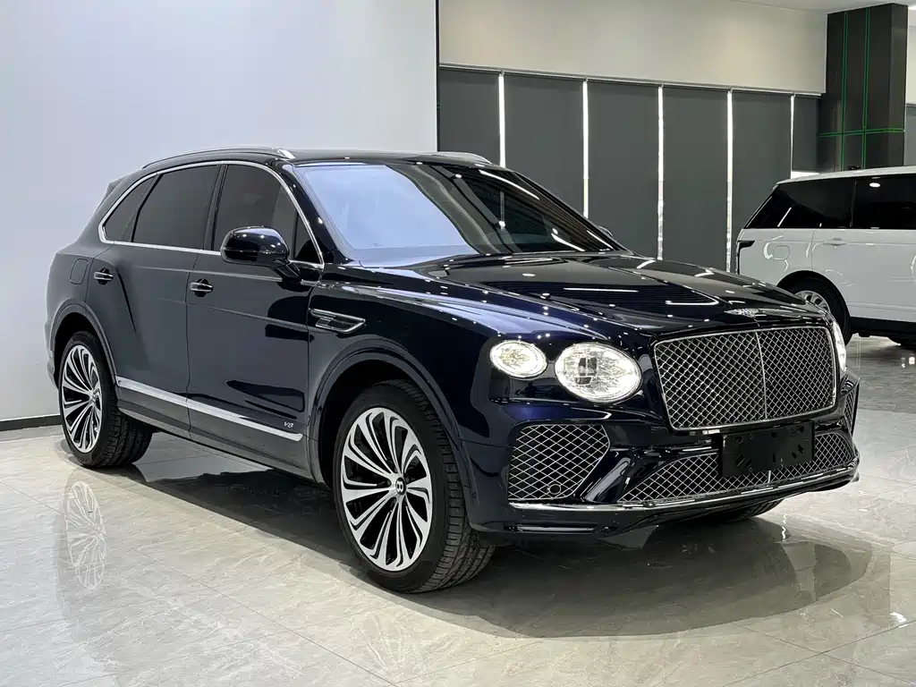 Bentley Bentayga 2022 — фото 3