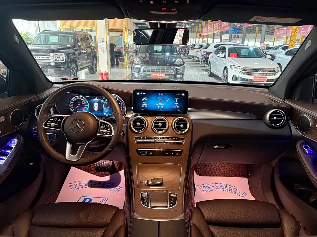 Mercedes-Benz GLC 2021 — фото 12