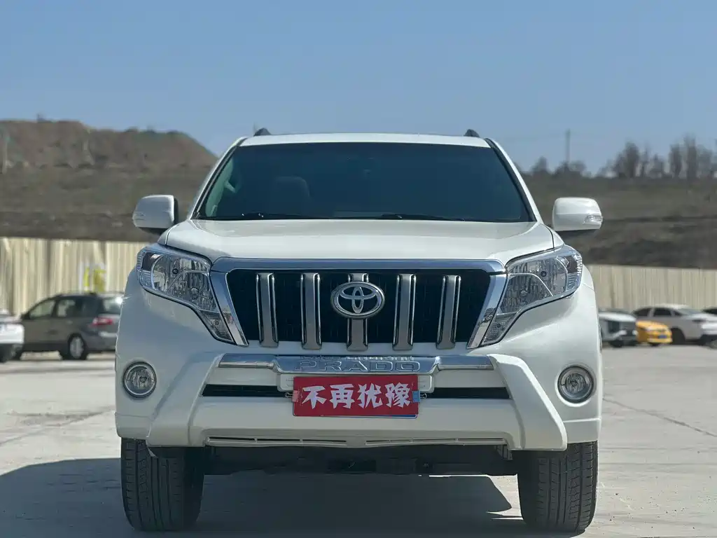 Toyota Prado 2016 — фото 2