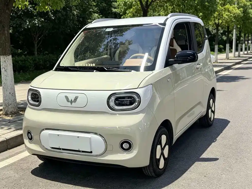 Wuling MINIEV 2023 — фото 1