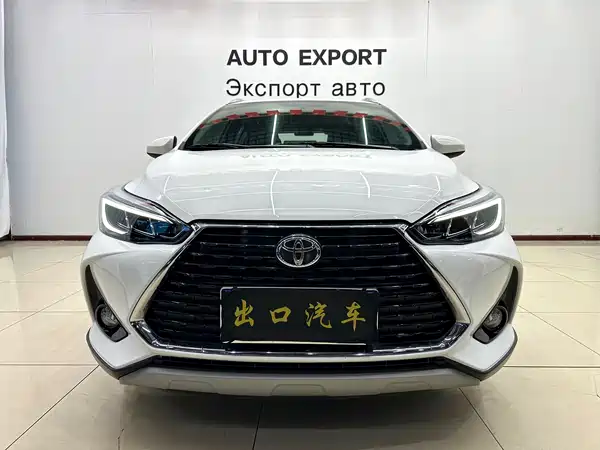 Toyota Yaris L 2022