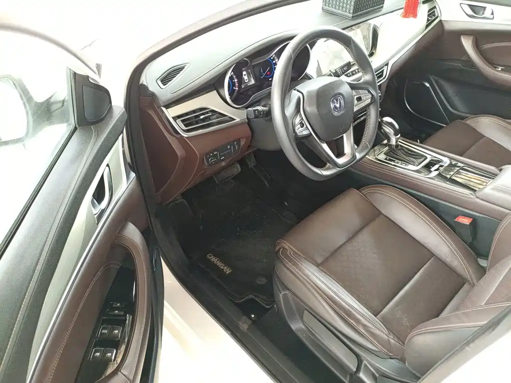 Changan Escape 2018 — фото 12