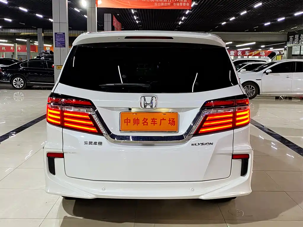 Honda Elysion 2019 — фото 5
