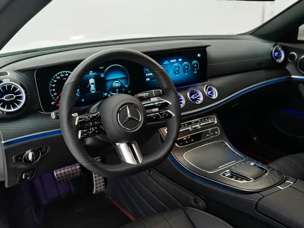 Mercedes-Benz E-Class 2022 — фото 8