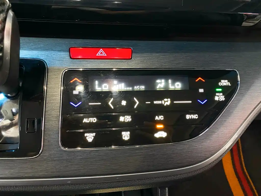Honda Elysion 2019 — фото 15