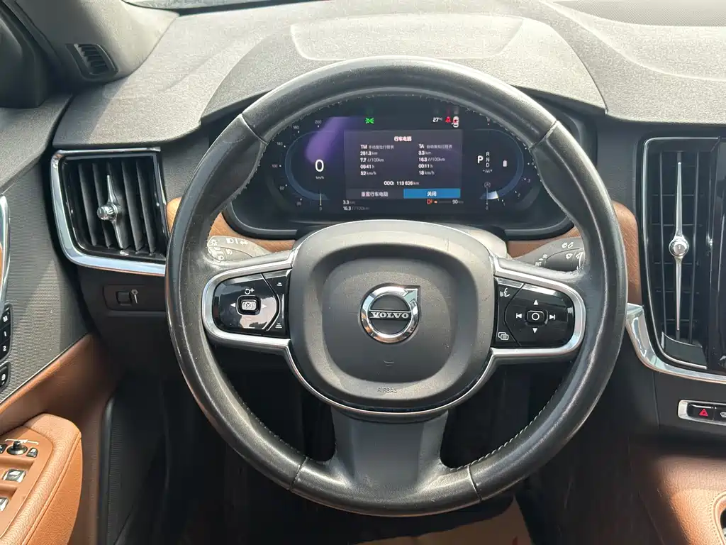 Volvo S90 2021 — фото 11