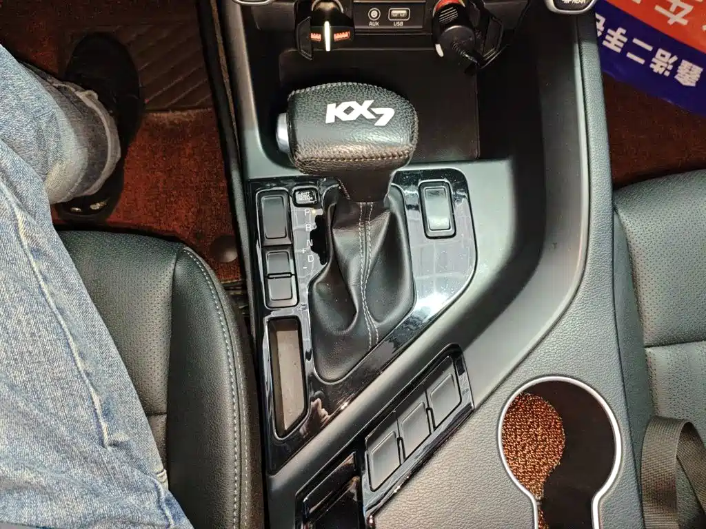 Kia KX7 2018 — фото 10