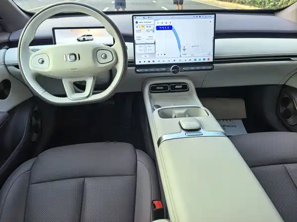 Changan Qiyuan A06 2025