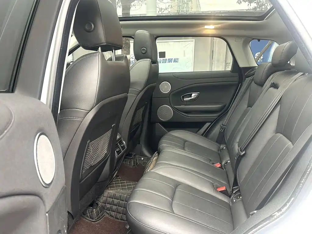 Land Rover Evoque 2018 — фото 8