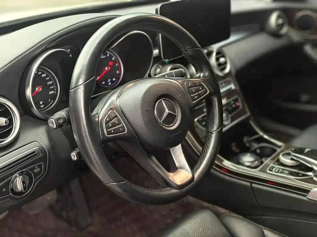Mercedes-Benz C-Class 2015 — фото 4