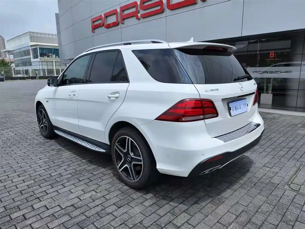 Mercedes-Benz GLE AMG 2018 — фото 4