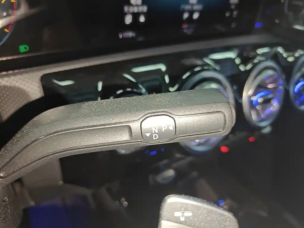 Mercedes-Benz A-Class 2020 — фото 14