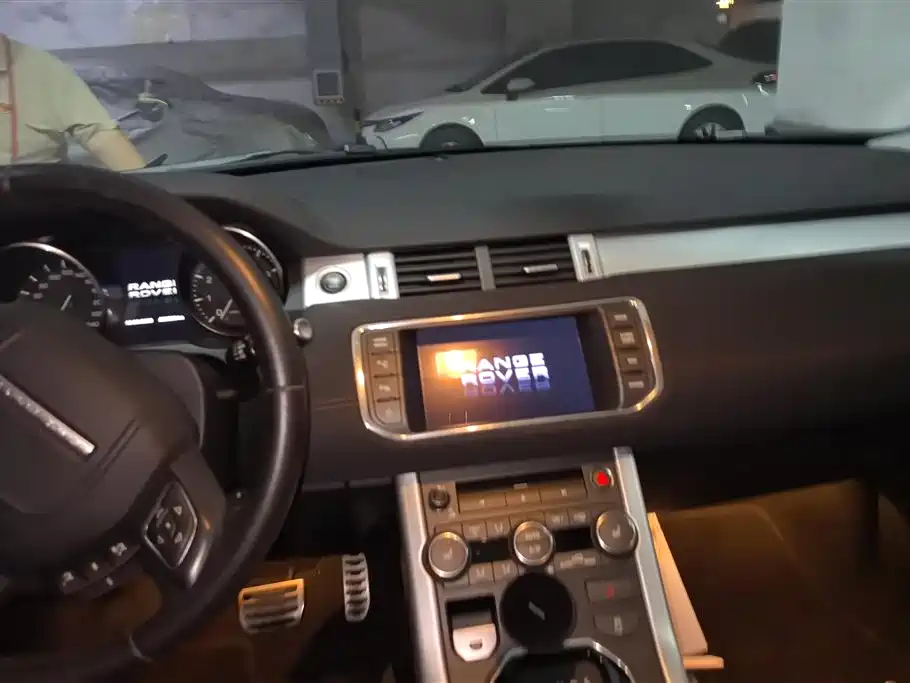 Land Rover Evoque 2013 — фото 13