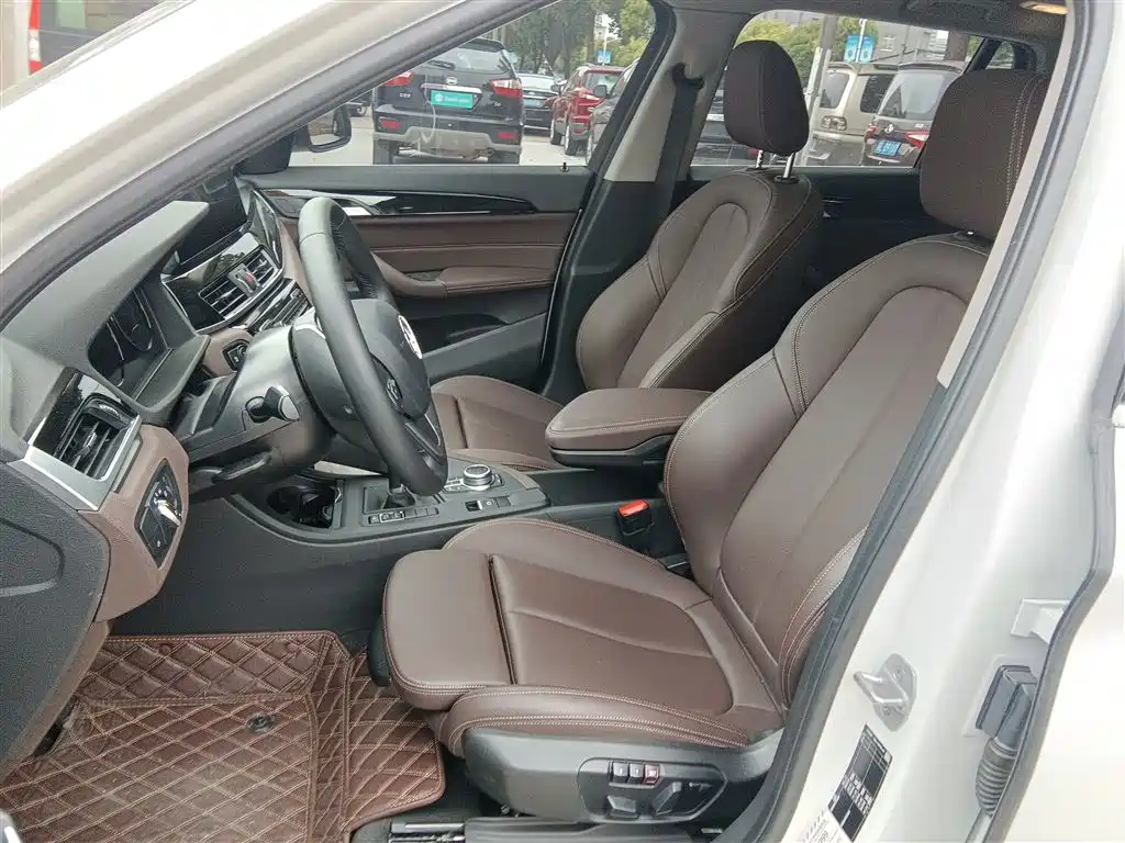 BMW X1 2020 — фото 11